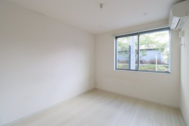 クレシア青戸の居間・リビング