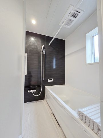 【浴室】 | 東海市荒尾町第18　２号棟