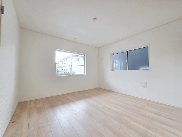 【居間・リビング】 | 東海市荒尾町第18　２号棟