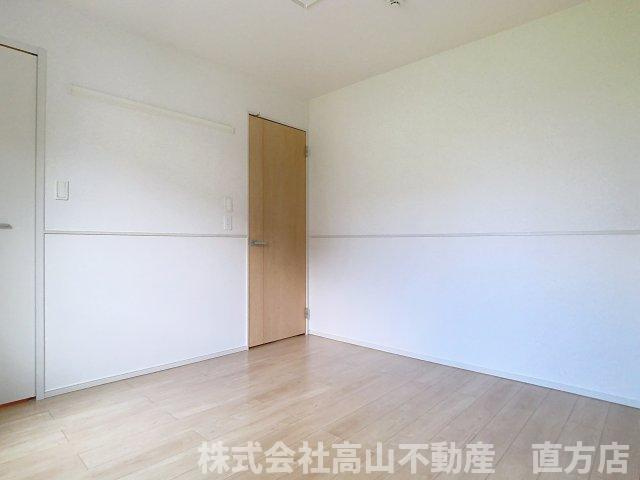 メゾン・ド・ソレイユＢの居間・リビング