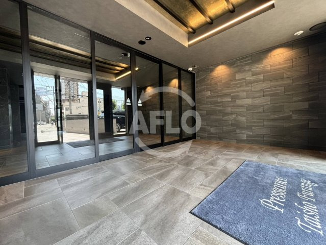 プレサンス大正フレンジ　三軒家東小学校区のロビー|プレサンス大正フレンジ　ロビー