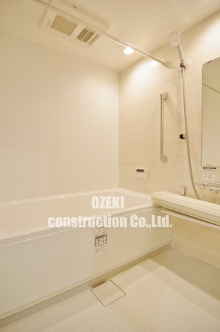 Elegante　Serenoの浴室