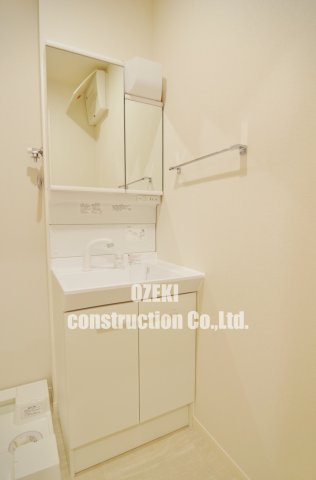 Elegante　Serenoの独立洗面台