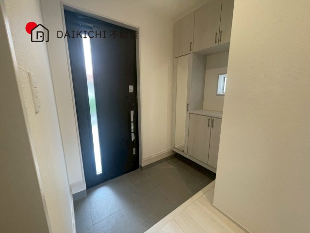 【玄関】 | 桶川市末広2丁目　2期　新築戸建　全1棟　1号棟