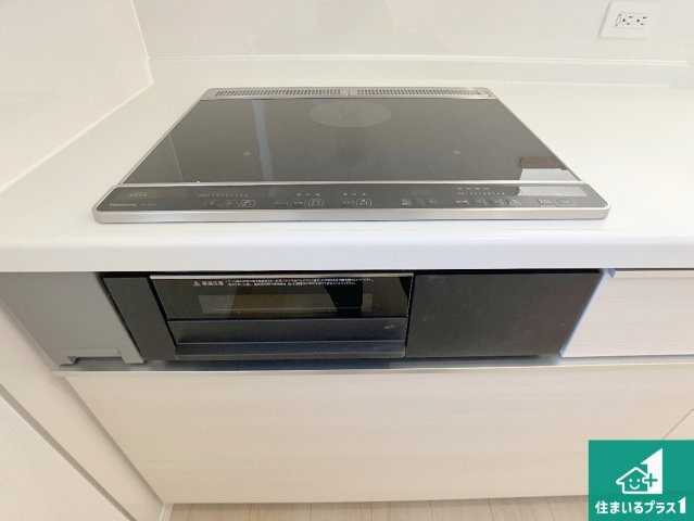 小野市神明町　第12期　新築一戸建ての設備|火を使わないので、安心なＩＨコンロ！でこぼこが無い構造なので、掃除もしやすく清潔に保てます！