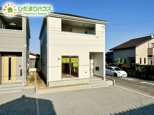 【外観】 | 笠間市旭町第8　新築戸建　1号棟 | 白を基調とした明るい印象を受ける外観です！