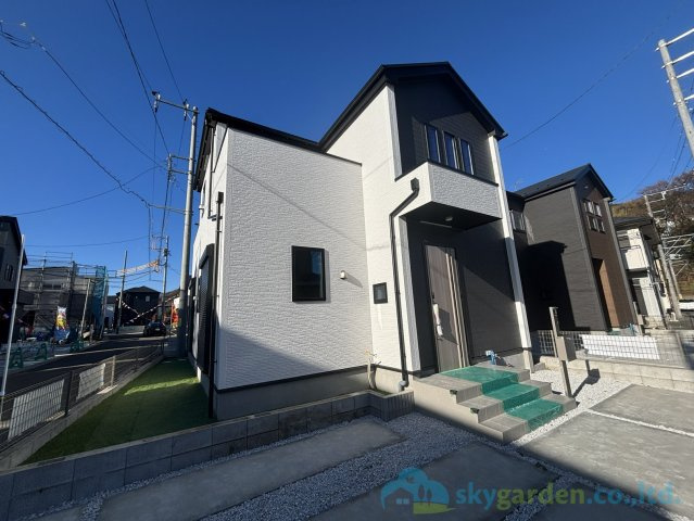 秦野市曽屋3期　新築戸建　全18棟2号棟の外観