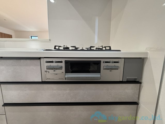 秦野市曽屋3期　新築戸建　全18棟2号棟のキッチン