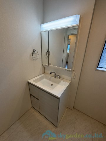 秦野市曽屋3期　新築戸建　全18棟2号棟の独立洗面台