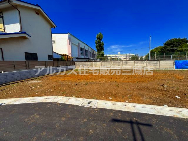 三鷹市上連雀７丁目 中央線 三鷹駅 新築戸建