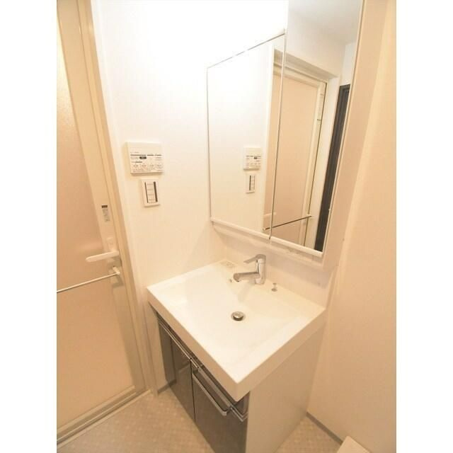 ＧＥＮＯＶＩＡ本所吾妻橋ｓｋｙｇａｒｄｅｎの洗面所