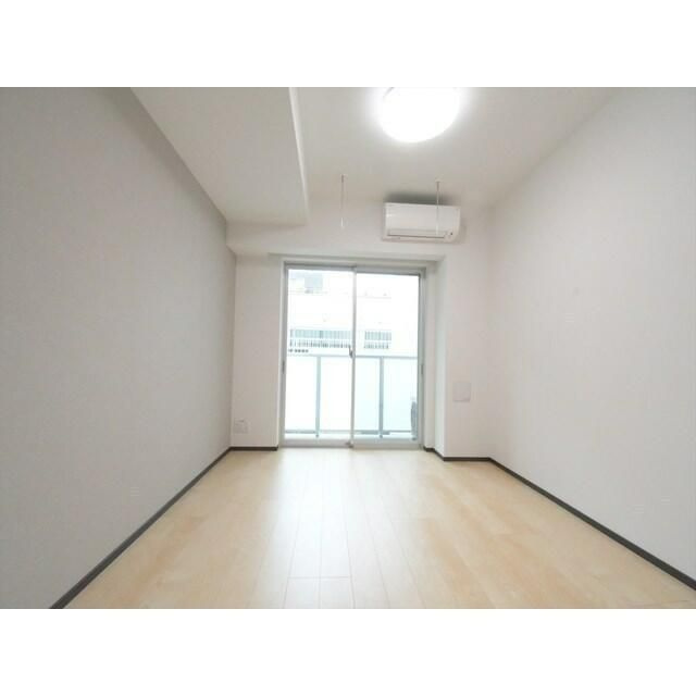 ＧＥＮＯＶＩＡ本所吾妻橋ｓｋｙｇａｒｄｅｎの居間・リビング