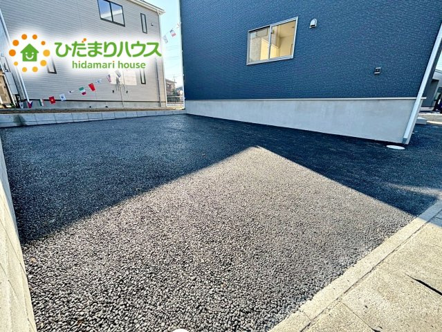 【駐車場】 | 笠間市鯉淵第7　新築戸建　1号棟 | マイホームなら駐車場代がかかりません。しかも、自宅の駐車場で洗車が出来ます！今までコイン洗車に行っていた手間も省けて、節約にも繋がります(^^♪