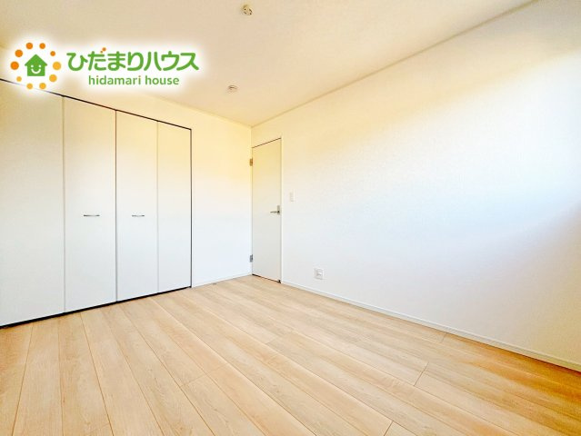 【洋室】 | 笠間市鯉淵第7　新築戸建　1号棟 | ご家族様一人ひとりの大切なプライベート空間。シンプルなデザインなので、趣味・感性で個性的に飾ることができます♪