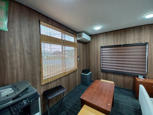 柏崎397-4事務所 1Fの内装