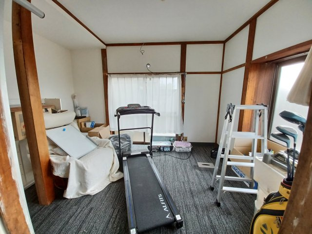 柏崎397-4事務所 1Fの内装