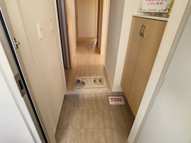 パルティール　Ａ棟の玄関