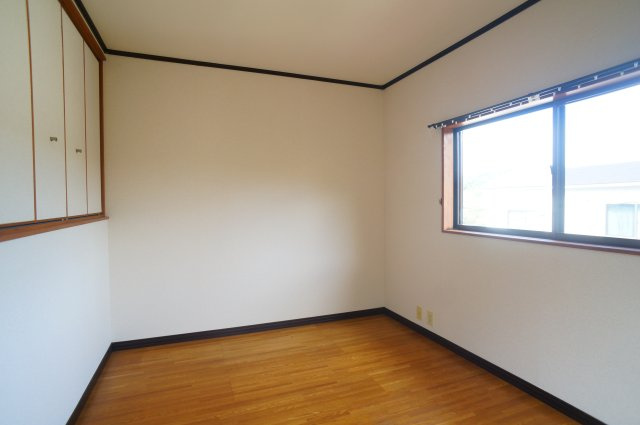 奈良市川上町戸建の居間・リビング