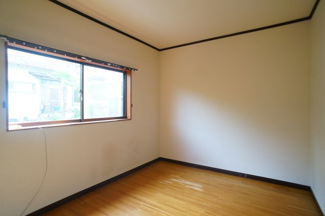 奈良市川上町戸建の居間・リビング