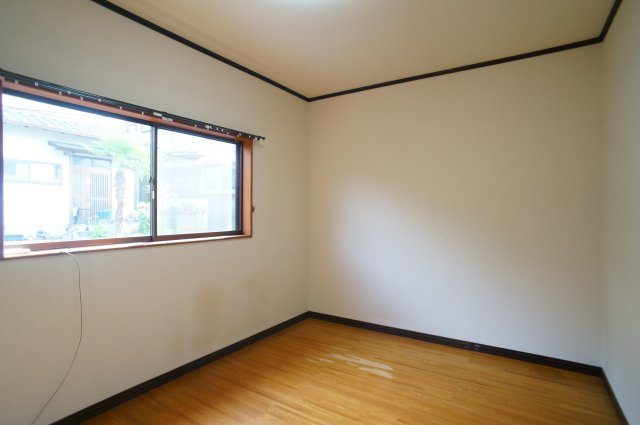 奈良市川上町戸建の居間・リビング