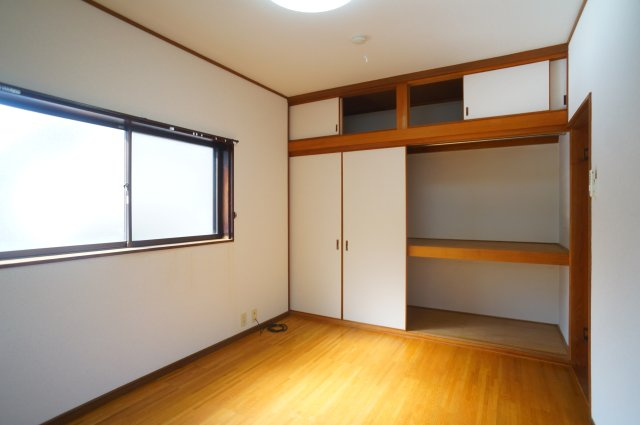 奈良市川上町戸建の居間・リビング