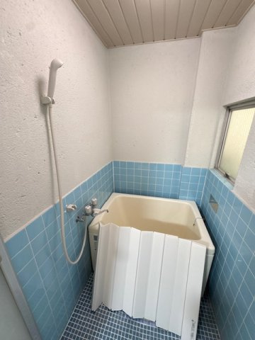 境川テラスハウスの浴室