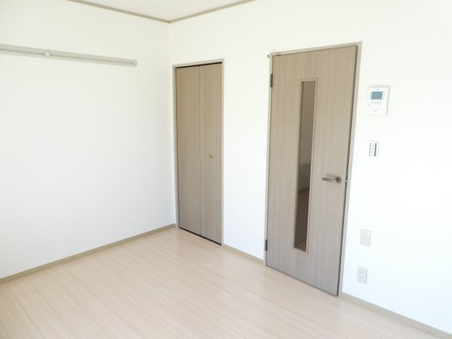 エスポワール宝塚の居間・リビング