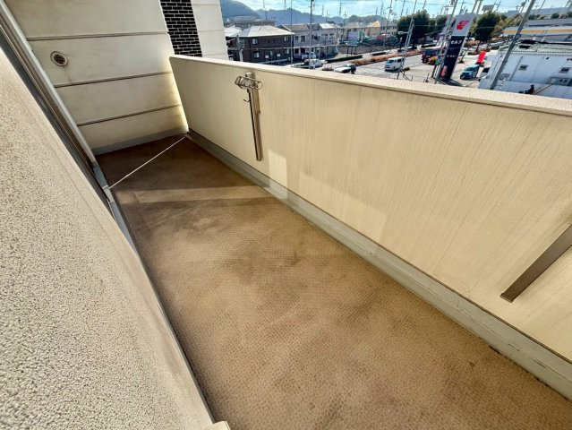 ハッピーコート飾磨のバルコニー