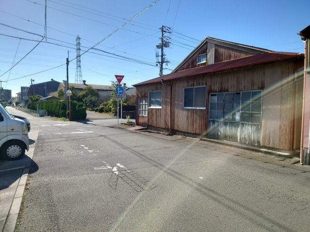 売土地　藤枝市志太1丁目の前面道路含む現地写真|前面道路は見通しが良いです！