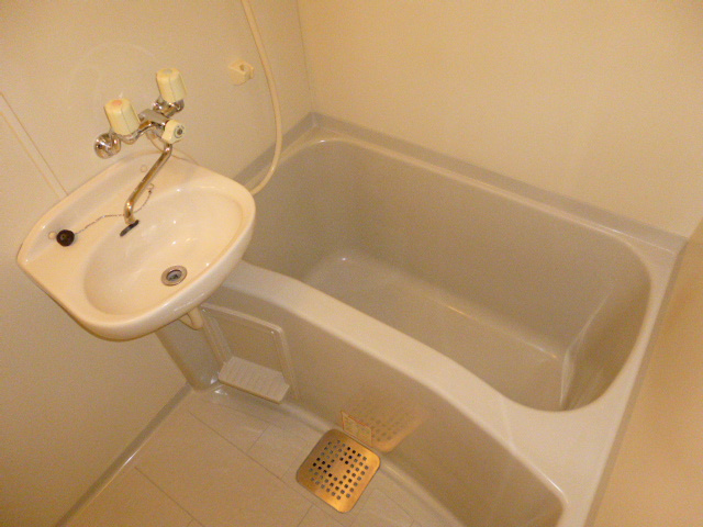 サンルームあじさいの浴室|洗面