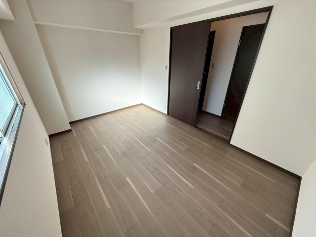 メゾン若草の洋室