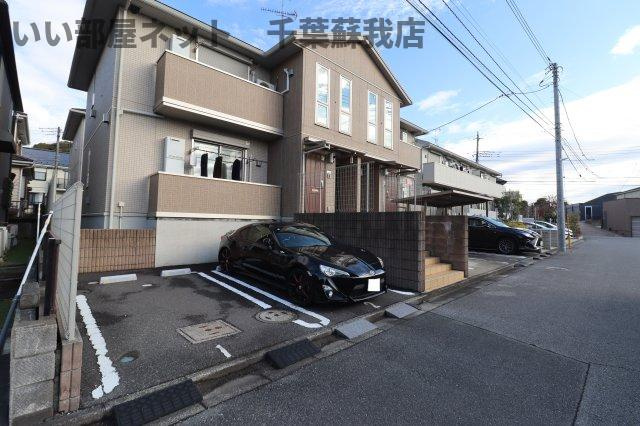 シャリテレーヴ　Ｂの駐車場|駐車スペースもあります