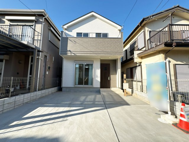 【外観】 | 入間郡三芳町北永井　新築一戸建住宅　全1棟　(ふじみ野店) | お車2台駐車が可能！