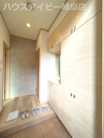 【玄関】の画像