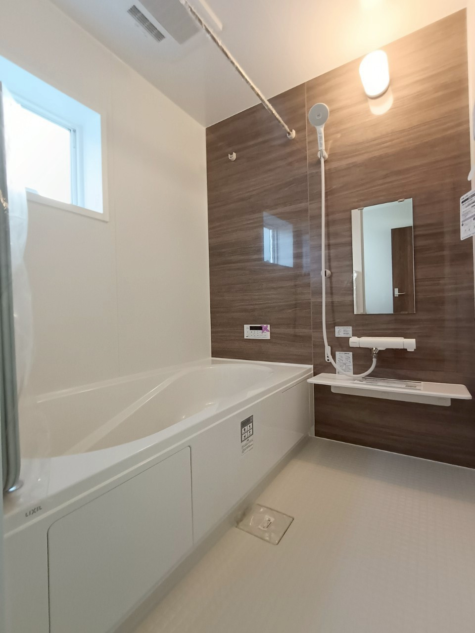 三郷市　戸ケ崎3丁目　新築戸建　全10棟の浴室|施工例です