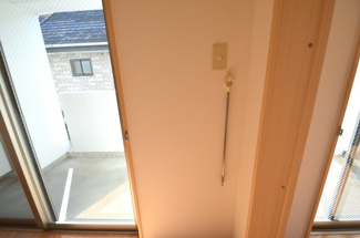 【設備】 | サン・スマ・エステージ I | 室内物干し