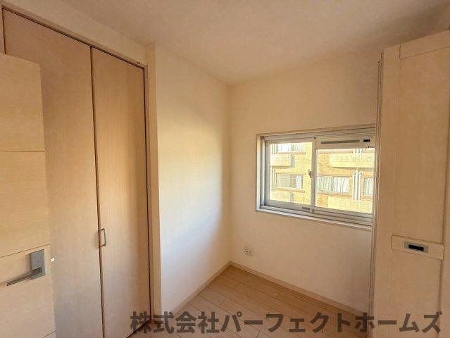 枚方ハイツ2号棟の洋室