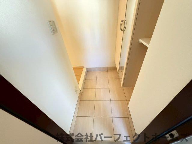 枚方ハイツ2号棟の玄関|ゆったりとした玄関です