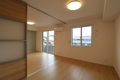 【寝室】 | メゾン・ベル・フルール