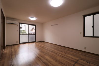 【居間・リビング】 | シエル・クレール B棟