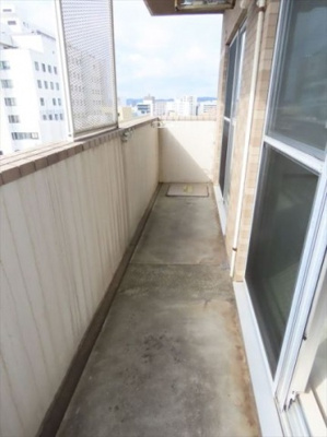 【バルコニー】 | ユニエトワール岡山医大東