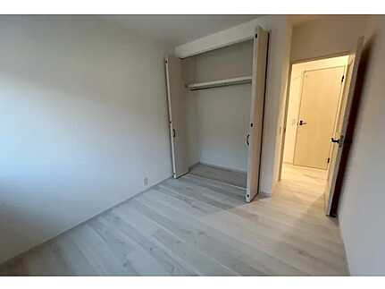 広島市安佐北区落合南3丁目　新築一戸建ての洋室