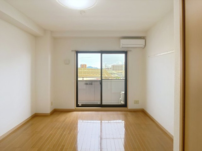 【居間・リビング】 | サンヨービル