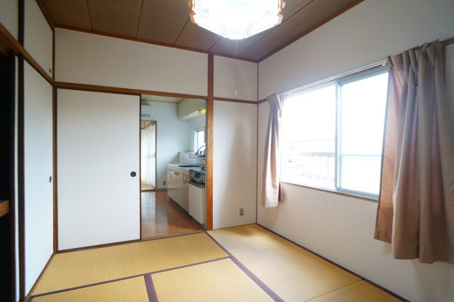 田村マンションの居間・リビング