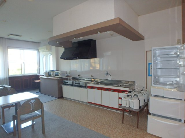 賀茂郡河津町見高の店舗のキッチン