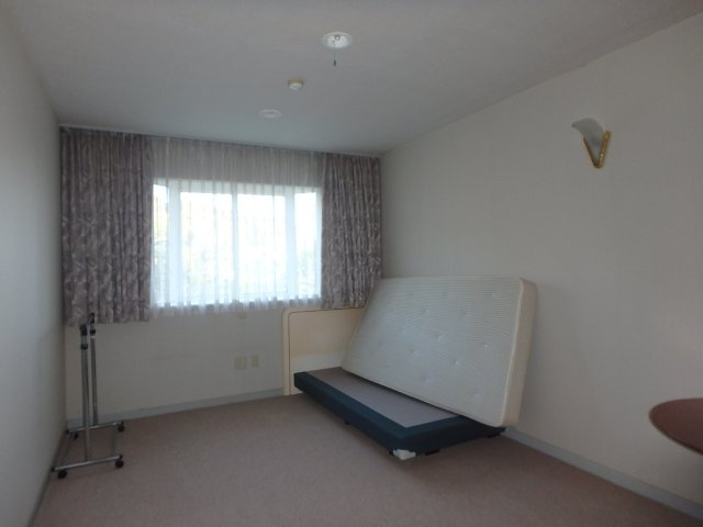 賀茂郡河津町見高の店舗の洋室