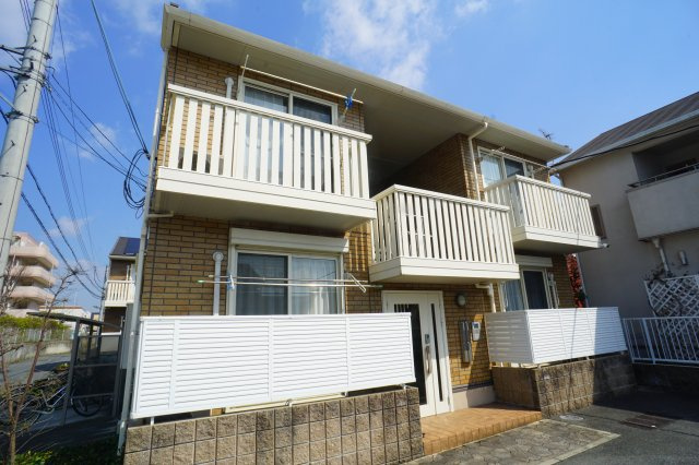 リビングタウン新大宮Ｂ棟の外観