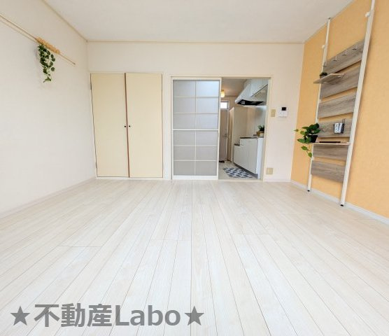 エイコーハイツ