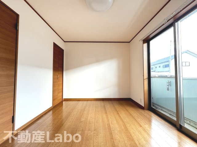 板野郡藍住町徳命字小塚東のアパート