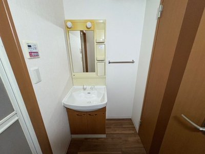 【洗面所】 | エルシオンⅡ